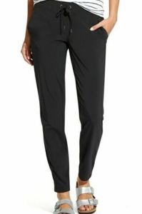 Athleta Midtown Ankle Joggers